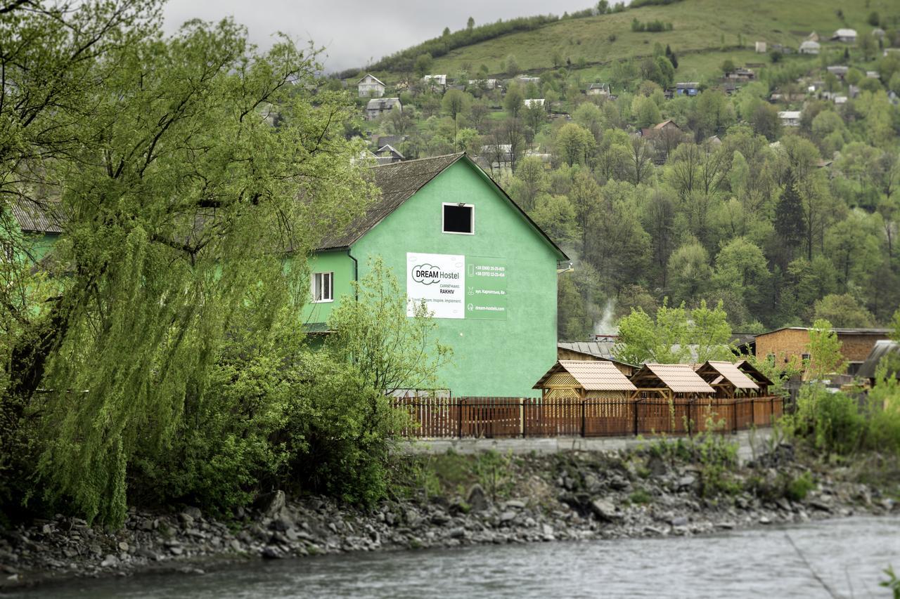 Dream Hostel Carpathians Rakhiv Luaran gambar
