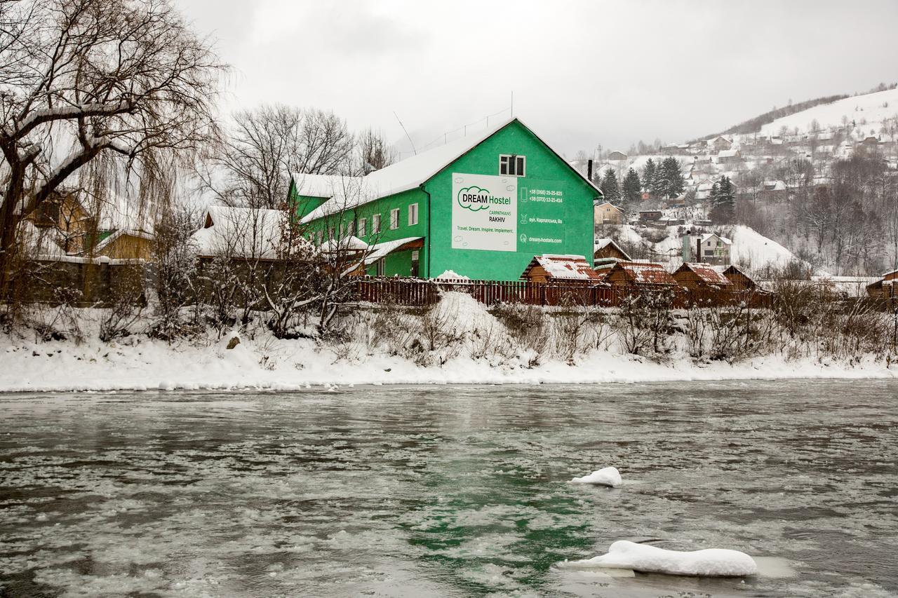 Dream Hostel Carpathians Rakhiv Luaran gambar